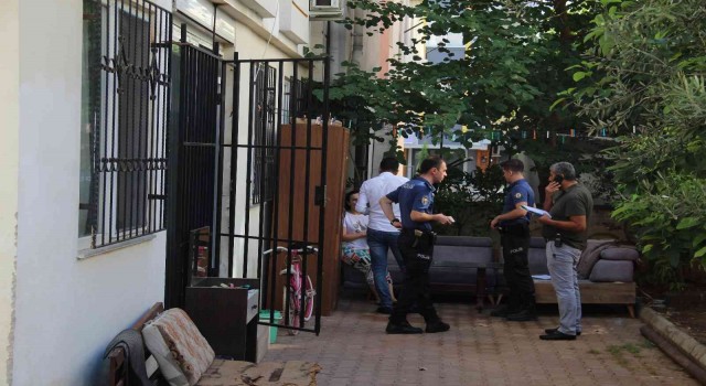 Antalyada iki arkadaşın telefon numarası tartışmasında silah konuştu: 1 yaralı