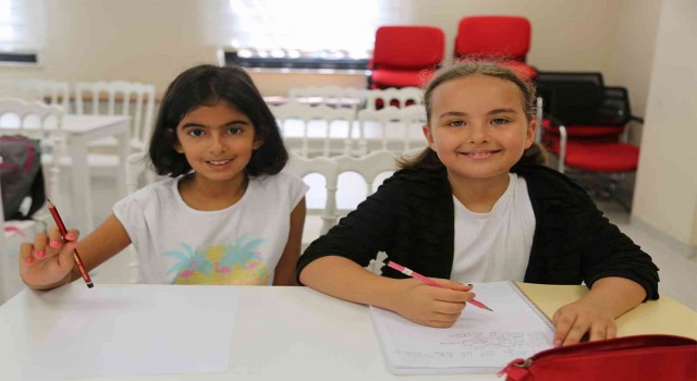 Ataşehirli çocuklar ve gençler Almanca öğreniyor