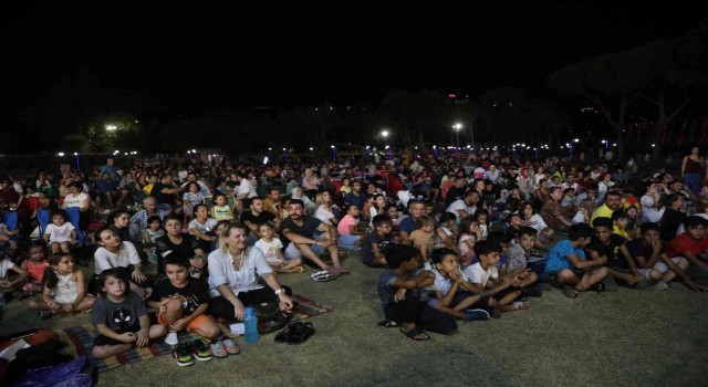 Aydın Tekstilparkta tiyatro oyunları sergilendi