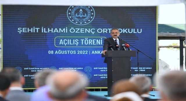 Bakan Özer: “614 bin öğretmenimizin uzman ve başöğretmenlik ilgili süreçleri devam ediyor”