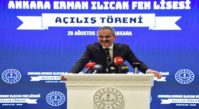 Bakan Özer: “Eğitim öğretim hazırlığı için 3,1 milyar lirayı okullarımıza gönderdik”