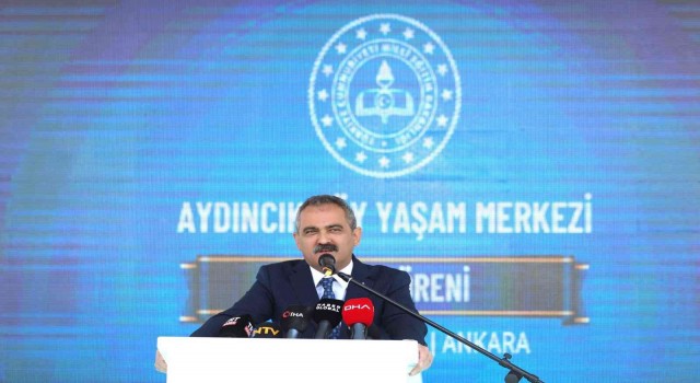 Bakan Özer: “Halk eğitim merkezlerinde 12 milyon kişiye ulaşmak için engelimiz yok