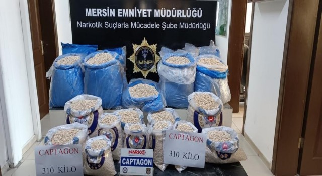 Bakan Soylu: 310 kilo uyuşturucu ele geçirildi, 4 kişi gözaltına alındı