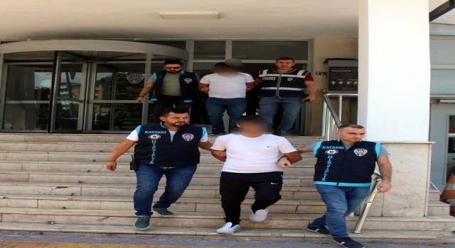 Bakır kablo çalan şüpheliler yakalandı