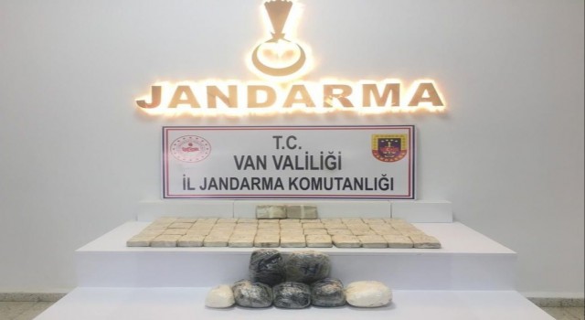 Başkalede 32 kilo uyuşturucu ele geçirildi