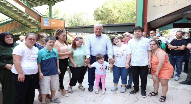 Başkan Atay aşure hayrına katıldı