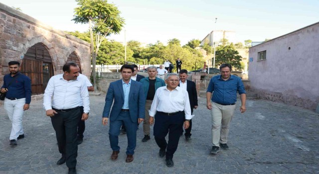 Başkan Büyükkılıç, medeniyetler şehri Kayserinin tarihine sahip çıkıyor