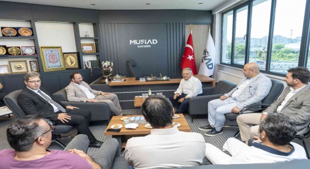Başkan Büyükkılıçtan MÜSİAD Kayseri Şubesine ziyaret