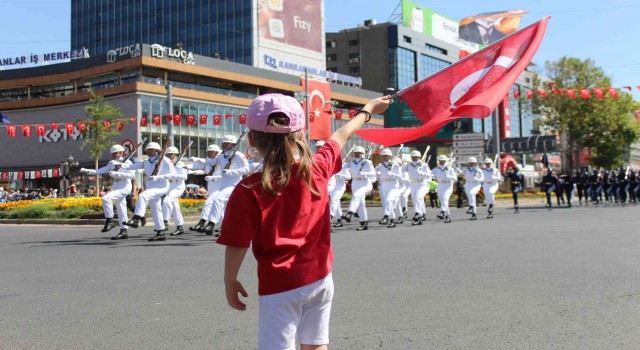 Başkentte 30 Ağustos Zafer Bayramı yürüyüşü