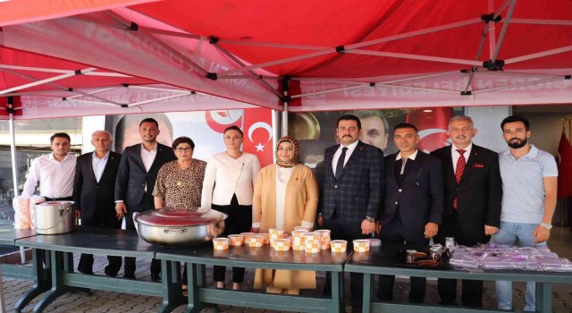 BBP Keçiören İlçe Başkanı Kayadan Keçiören halkına aşure ikramı