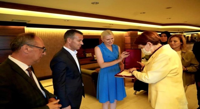 Belediye Başkan Vekili Subaşı, İYİ Parti Genel Başkanı Akşenerle bir araya geldi