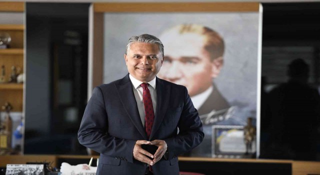 Belediye Başkanı Uysal, sosyal medyadan cep telefonunu paylaştı