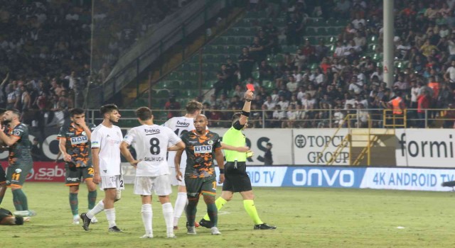 Beşiktaş: Yasin Kolun kasıtlı kollarını hiçbir maçımızda görmek istemiyoruz