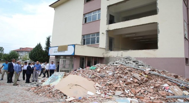 Beyköy Ortaokulu yenileniyor