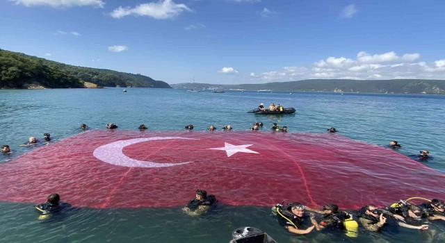 Beykozda engelliler ve SAT komandolarından 100. Yıl dalışı