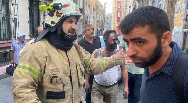 Beyoğlunda korkutan patlama