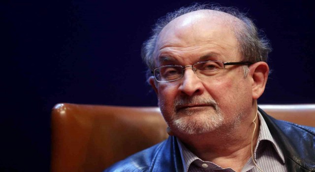 Bıçaklı saldırıya uğrayan İngiliz yazar Salman Rüşdinin sağlık durumu iyiye gidiyor