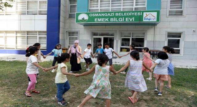 Bilgi Evlerinde dolu dolu eğitim