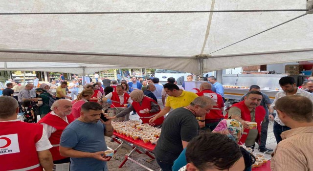 Binlerce Denizlili aşure hayrında buluştu