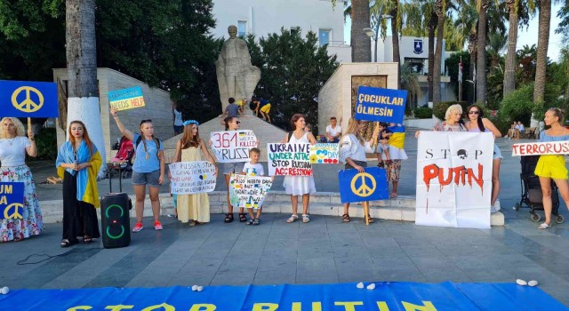 Bodrumdaki Ukraynalılardan Rusya protestosu