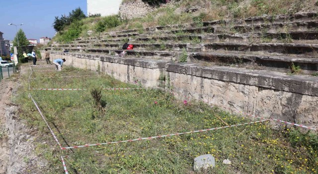 Boluda, “antik stadion” kazısında Osmanlı hamam kalıntısına rastlandı