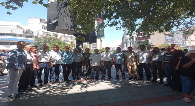 Burhaniye de geleneksel aşure hayrı ilgi gördü