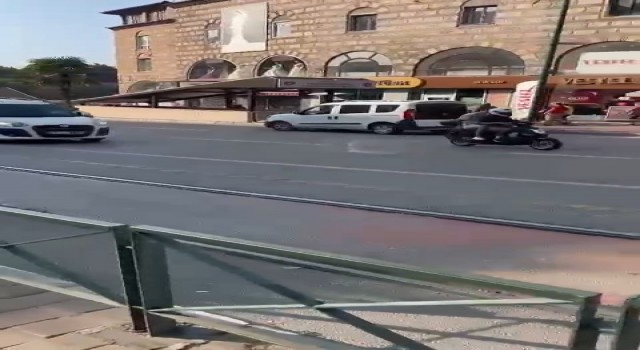 Bursada ters şeritten giden hafif ticari araç kameralarda