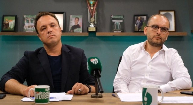 Bursaspor 2. Başkanı Sinan Topuk ve Futbol Şube Sorumlusu Mehmet Zahit Yanardan dikkat çeken açıklamalar