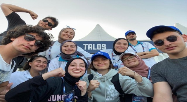 BUÜlü öğrencilere TEKNOFESTte “En İyi Takım Ruhu Ödülü”