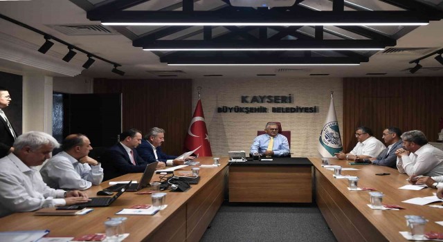 Büyükkılıçtan başkanlarla Kayserigaz zirvesi