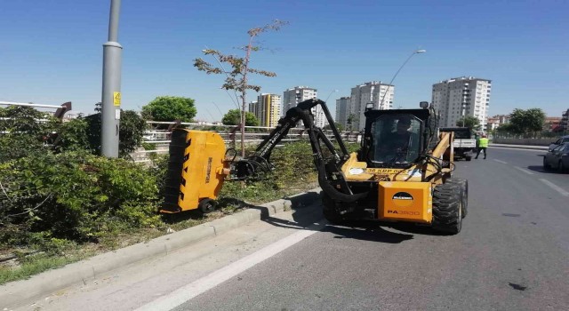Büyükşehir Yeşil Alan Çalışmalarını sürdürüyor