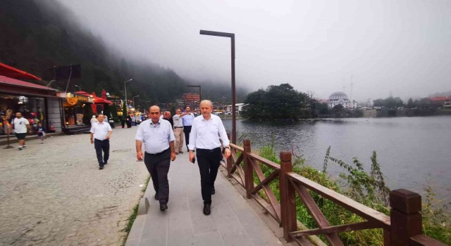 Çevre Şehircilik ve İklim Değişikliği Bakan Yardımcısı Hasan Suver Uzungöle bir ziyarette bulundu