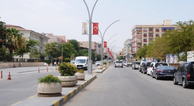 Cizrede yanıyor, termometreler 50 dereceye ulaştı