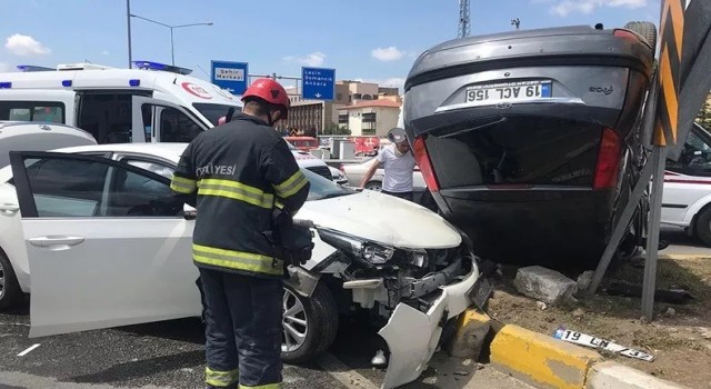 Çorumda trafik kazası: 3 yaralı