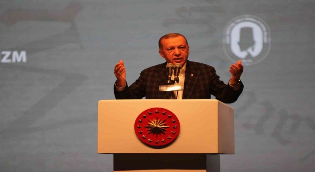Cumhurbaşkanı Erdoğan: “Avrupa devletlerinin ülkemizdeki Alevi Bektaşi vatandaşlarımızın üzerinde oynamaya çalıştığı kirli oyunu sizlerin de gördüğüne inanıyorum