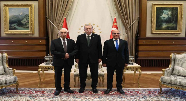 Cumhurbaşkanı Erdoğan, Libya Temsilciler Meclisi Başkanı Akile Salih ve Libya Başkanlık Konseyi Başkan Yardımcısı Abdullah el Lafiyi kabul etti