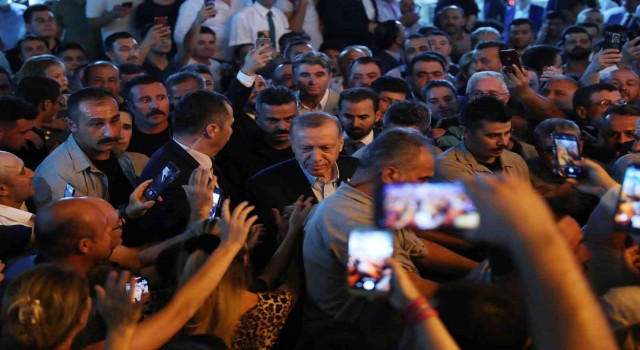 Cumhurbaşkanı Erdoğan, Manisada açtığı camiye isim verdi
