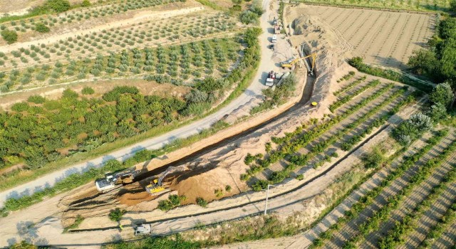 Çürüksu sulaması ile 35 bin 700 dekar arazı suyla buluşacak