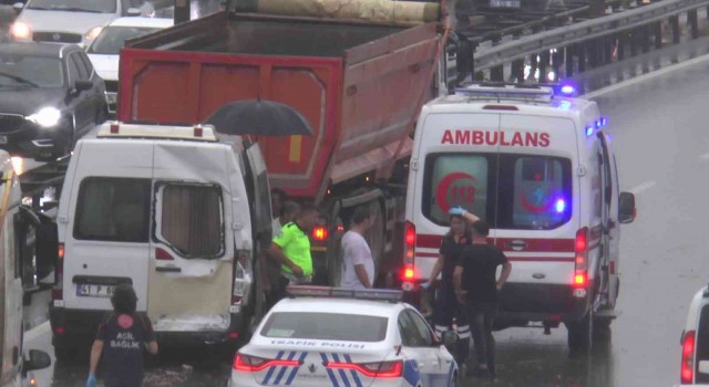 D-100de aynı noktada 3 farklı zincirleme kaza: 4 yaralı