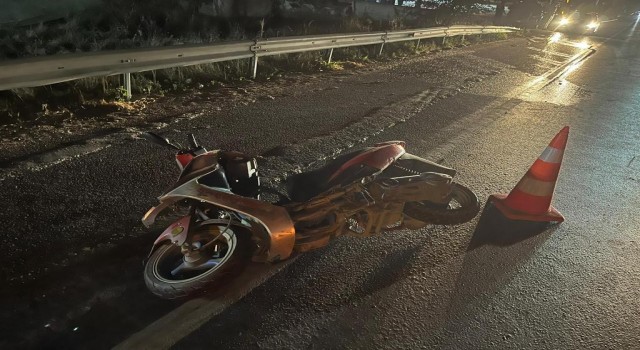 D-650de cip ile motosiklet çarpıştı: 1 ağır yaralı
