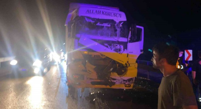 D100 karayolunda zincirleme trafik kazası: 1 yaralı