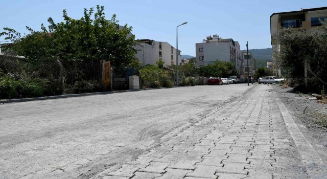 Davutlar Mahallesi yeni yollarına kavuşuyor