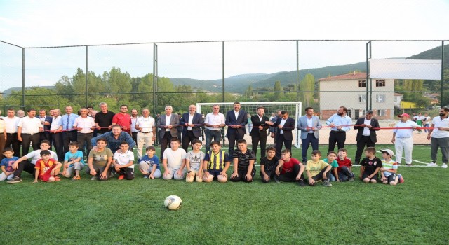 Demirciörene futbol sahası
