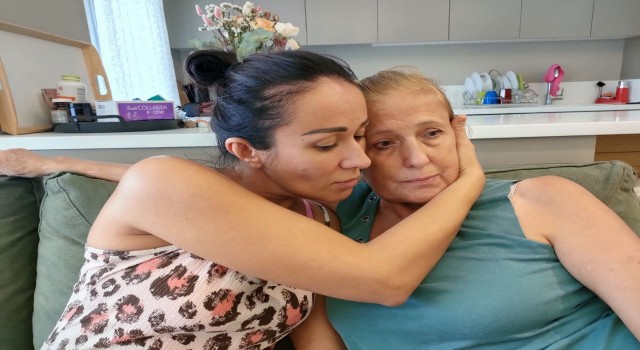 Denizde caretta carettanın saldırısına uğrayan Rus kadın yaralandı