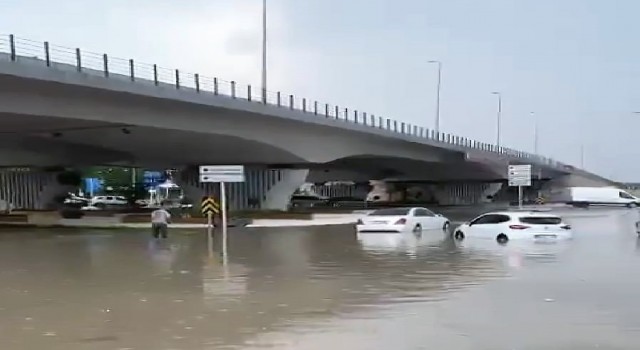 Denizli yaz ve kışı aynı günde yaşadı