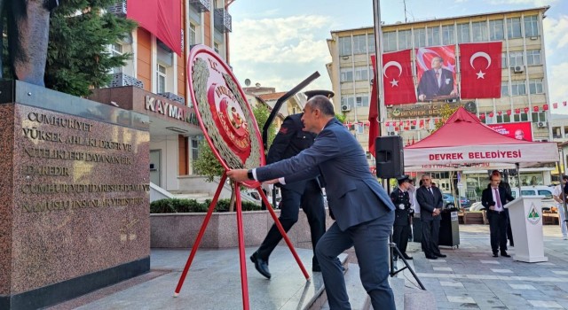 Devrekte 30 ağustos zafer bayramı sade bir törenle kutlandı
