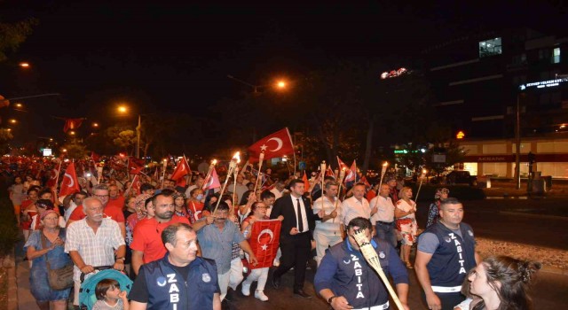Didim Belediyesi 30 Ağustosu yürüyüş ve etkinliklerle kutladı