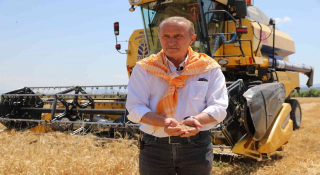 Didim Belediyesi tarafından üretilen unlar ihtiyaç sahiplerine dağıtılıyor