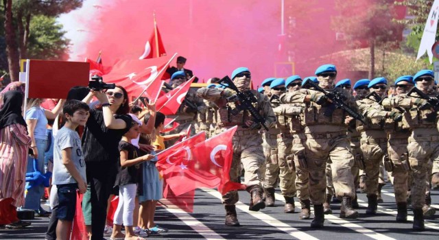 Diyarbakırda büyük zaferin 100. yıl dönümü coşkuyla kutlandı