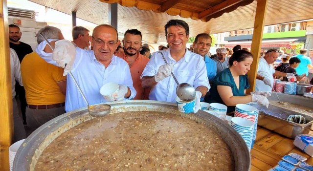 Döşemealtıdan aşure bereketi